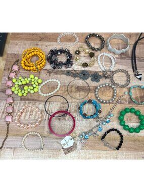 Vintage & Modern Bracelet & Jewelry Lot With Beads Pearls Metal & Resin For Craf